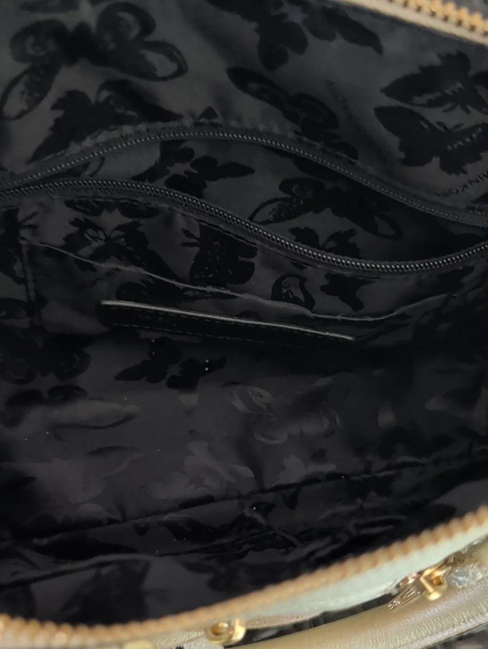 Rebecca Minkoff excellent pre